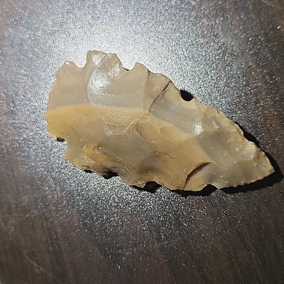 Beautiful Flint-carved Native  American artifact - Picture 9 of 9